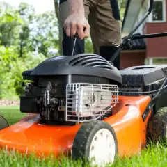 Najlepsze kosiarki spalinowe do 1500 zł – wybierz mądrze i oszczędzaj